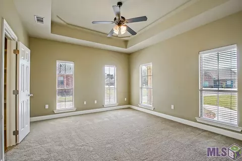 12751 Landon Dr, Walker, LA 70785 photo 10