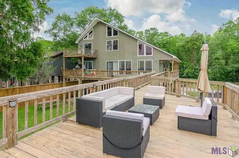 19099 River Bend Rd, Maurepas, LA 70449 photo 2