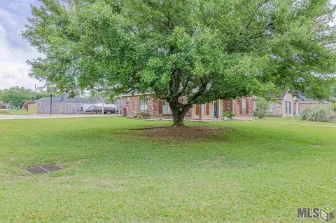 30486 Michelle Dr, Walker, LA 70785 photo 3