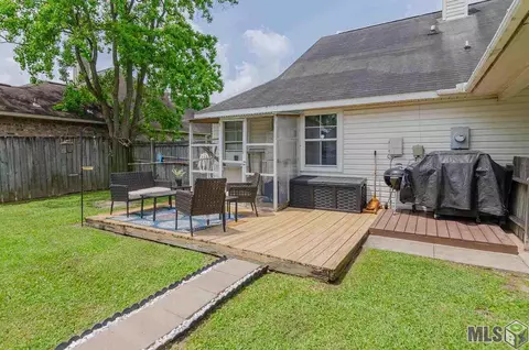 30486 Michelle Dr, Walker, LA 70785 photo 16