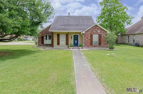 30486 Michelle Dr, Walker, LA 70785 photo 1