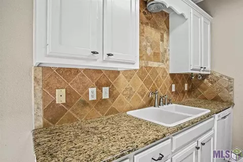 14050 Morning Glory Ct, Walker, LA 70785 photo 6