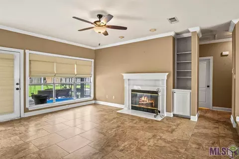 14050 Morning Glory Ct, Walker, LA 70785 photo 3