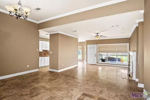14050 Morning Glory Ct, Walker, LA 70785 photo 5