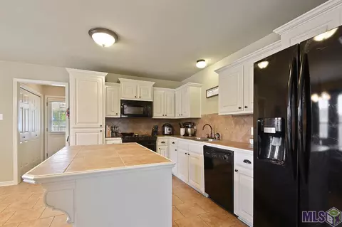 33741 Fairhaven Ave, Walker, LA 70785 photo 5
