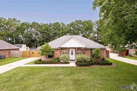 13760 Kelley St, Walker, LA 70785 photo 1