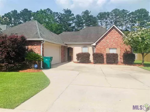 32928 Fox Run Dr, Walker, LA 70785 photo 1
