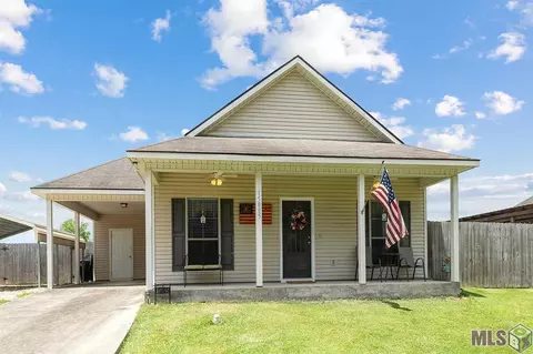 15805 Varnado Rd, Walker, LA 70785 photo 1