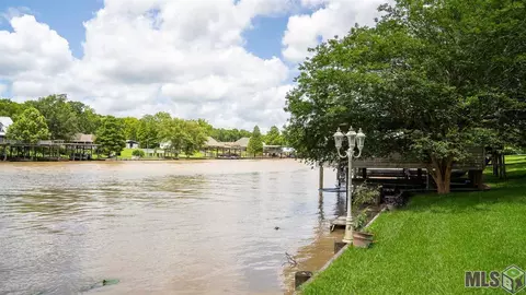 17357 Cline Dr, Maurepas, LA 70449 photo 2
