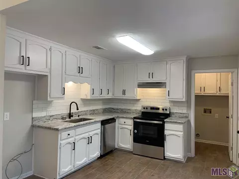 29400 Peggy Dr, Walker, LA 70785 photo 2