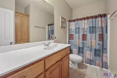 32824 Fox Run Dr, Walker, LA 70785 photo 14