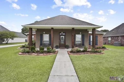 32824 Fox Run Dr, Walker, LA 70785 photo 2