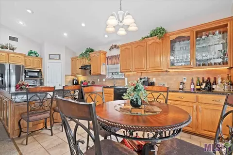 32895 Cypress, Springfield, LA 70462 photo 10