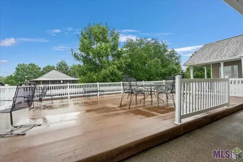 32895 Cypress, Springfield, LA 70462 photo 22