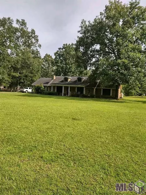 17366 Grove St, Walker, LA 70785 photo 1