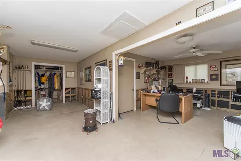 33046 Rivergate Cir, Springfield, LA 70462 photo 13