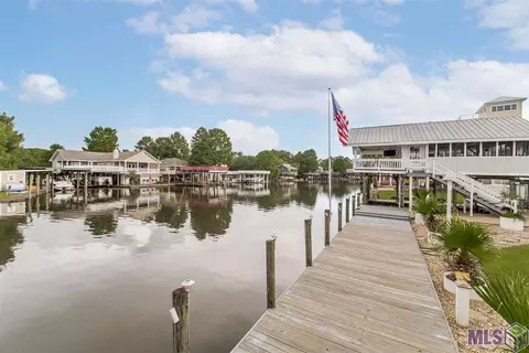 33046 Rivergate Cir, Springfield, LA 70462 photo 7