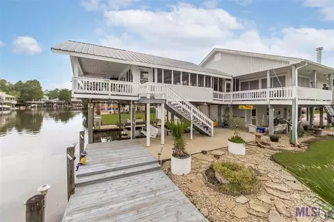 33046 Rivergate Cir, Springfield, LA 70462 photo 8