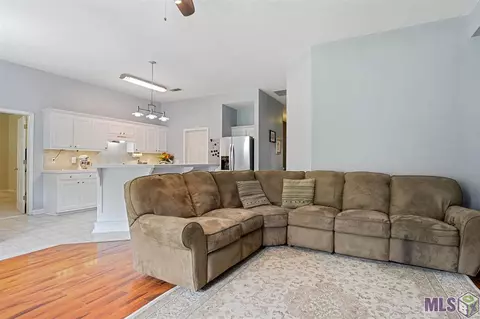 13464 Arnold Rd, Walker, LA 70785 photo 3