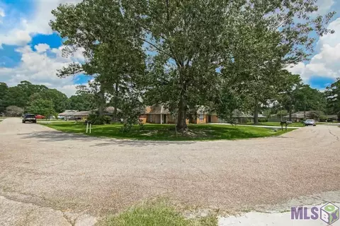 12840 Elaine Dr, Walker, LA 70785 photo 2