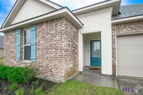 13749 Wincrest Dr, Walker, LA 70785 photo 2