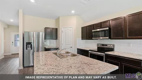13076 Hanks Way, Walker, LA 70785 photo 4