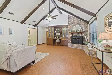 29676 Tulip St, Walker, LA 70785 photo 1