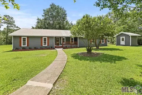 24450 Jones Rd, Springfield, LA 70462 photo 1
