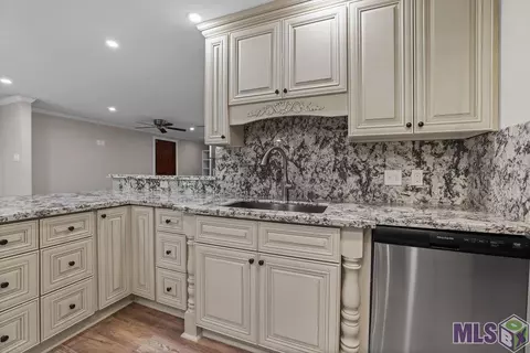 24450 Jones Rd, Springfield, LA 70462 photo 6