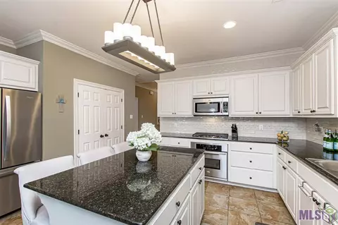 14432 Town Dr, Baton Rouge, LA 70810 photo 5