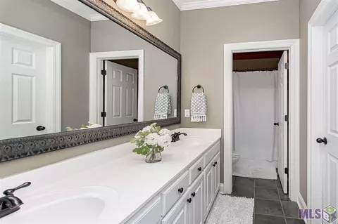 14432 Town Dr, Baton Rouge, LA 70810 photo 21