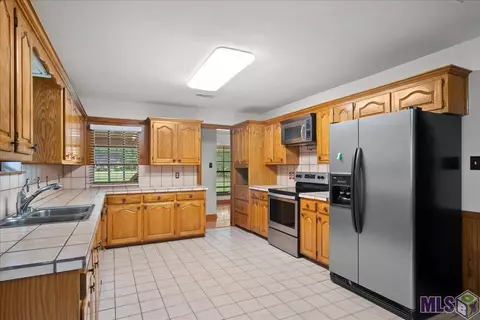 14141 Lockhart Ln, Walker, LA 70785 photo 4