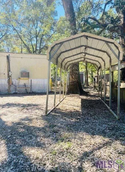 13561 Petite Dr, Maurepas, LA 70449 photo 9