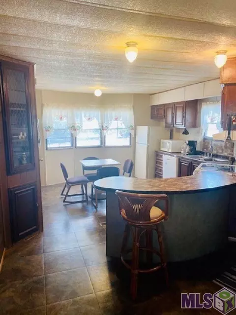 13561 Petite Dr, Maurepas, LA 70449 photo 4