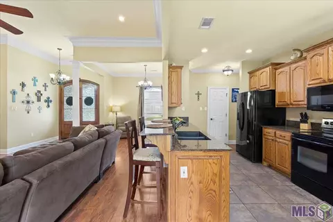 34254 Spring Lake Dr, Walker, LA 70785 photo 11