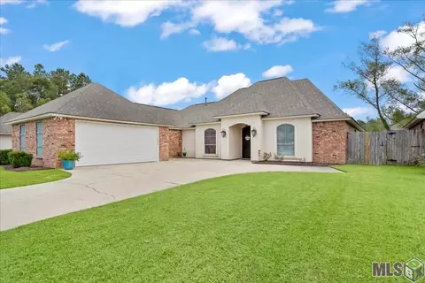 34254 Spring Lake Dr, Walker, LA 70785 photo 1