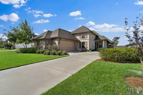 13375 Williamsburg Dr, Walker, LA 70785 photo 1