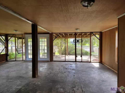 17389 Cline Dr, Maurepas, LA 70449 photo 6