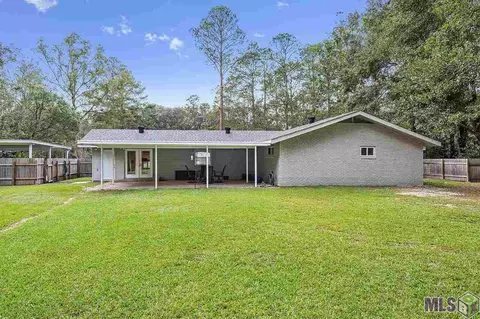 11 Patricia Dr, Covington, LA 70433 photo 3