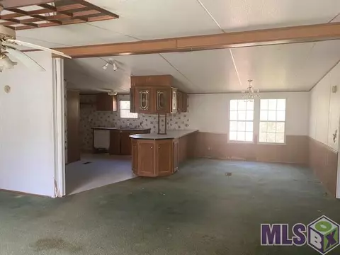 26728 Hwy 22, Springfield, LA 70462 photo 5