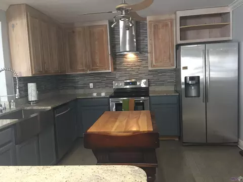 20320 Patricia St, Springfield, LA 70462 photo 13