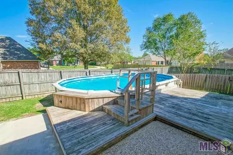28064 Foxfire Ave, Walker, LA 70785 photo 3