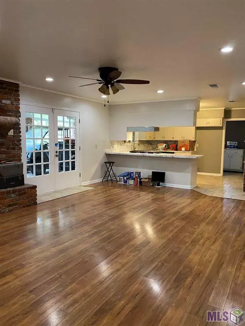 3415 Sandy Dr, Baker, LA 70714 photo 2