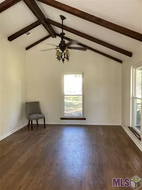 31529 N Corbin Rd, Walker, LA 70785 photo 7