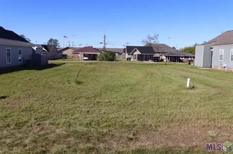 lot8 S Iberville Ave, Gonzales, LA 70737