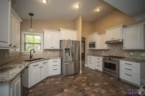 32524 Dwayne Dr, Walker, LA 70785 photo 15