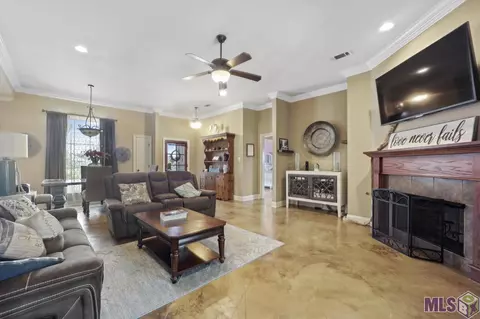 15000 Cross Gate Dr, Walker, LA 70785 photo 5