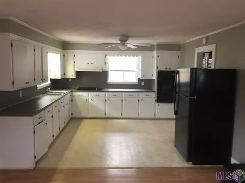 29460 La Hwy 22, Springfield, LA 70462 photo 4