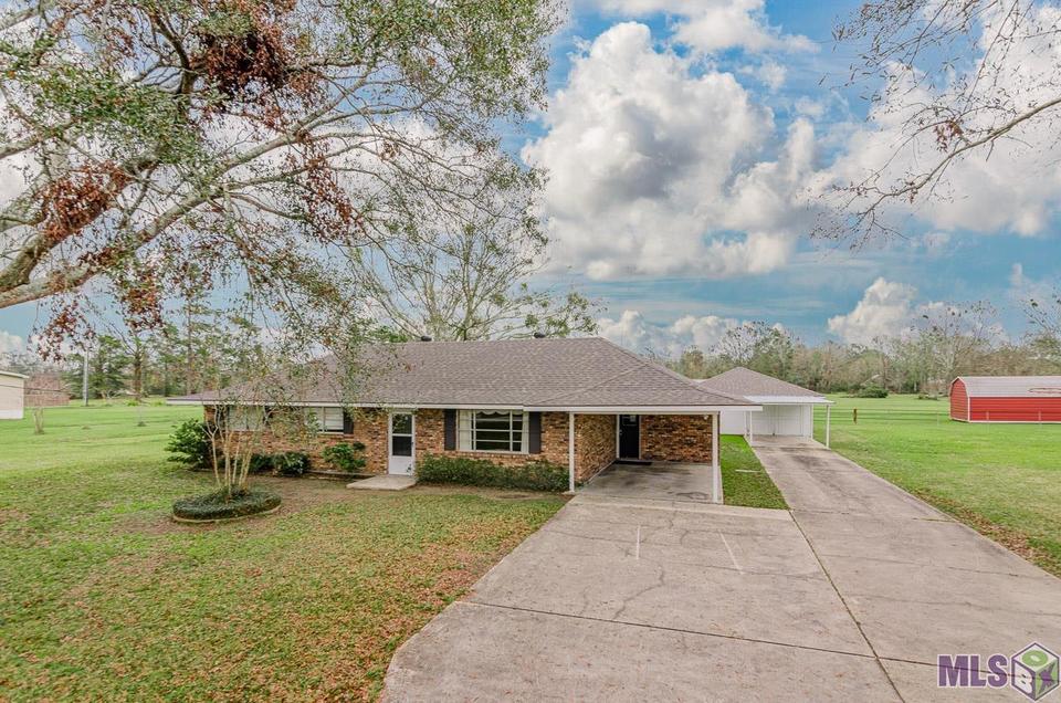 9462 La Hwy 941, Gonzales, LA 70737 18 Photos MLS 2021019111 Movoto