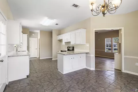 13350 Savannah Dr, Walker, LA 70785 photo 13